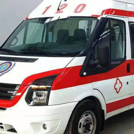 永发镇非急救护送病人转院租赁救护车的优缺点对比